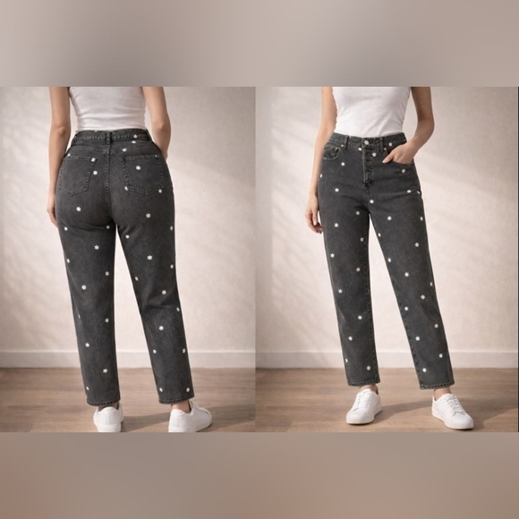 PacSun Denim - PacSun Y2K High Rise Straight Jeans Daisy Embroidery Size 28 Cropped